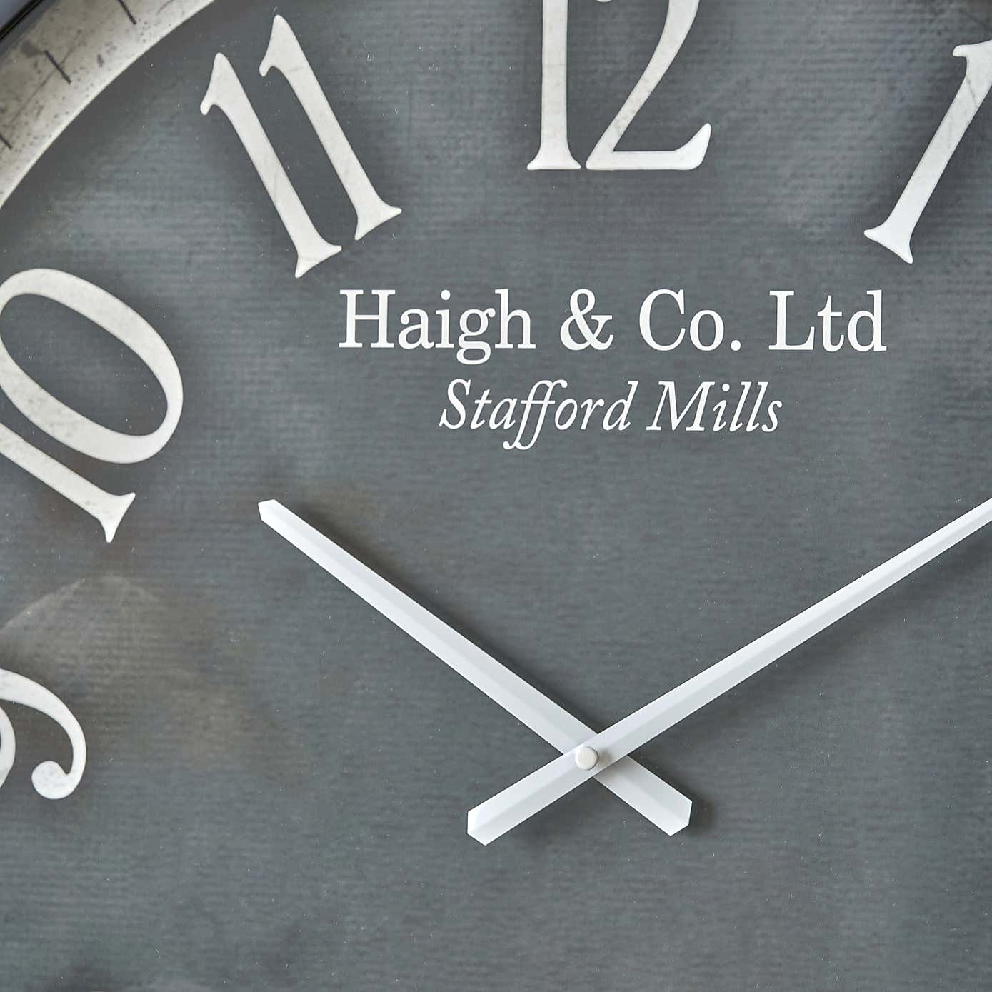 Carousel zoom image position 2 of 6