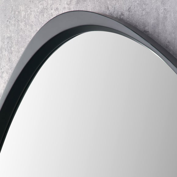 Carousel navigation image position 2 of 5