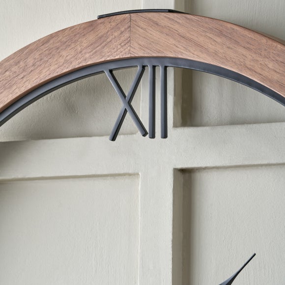 Carousel navigation image position 4 of 6