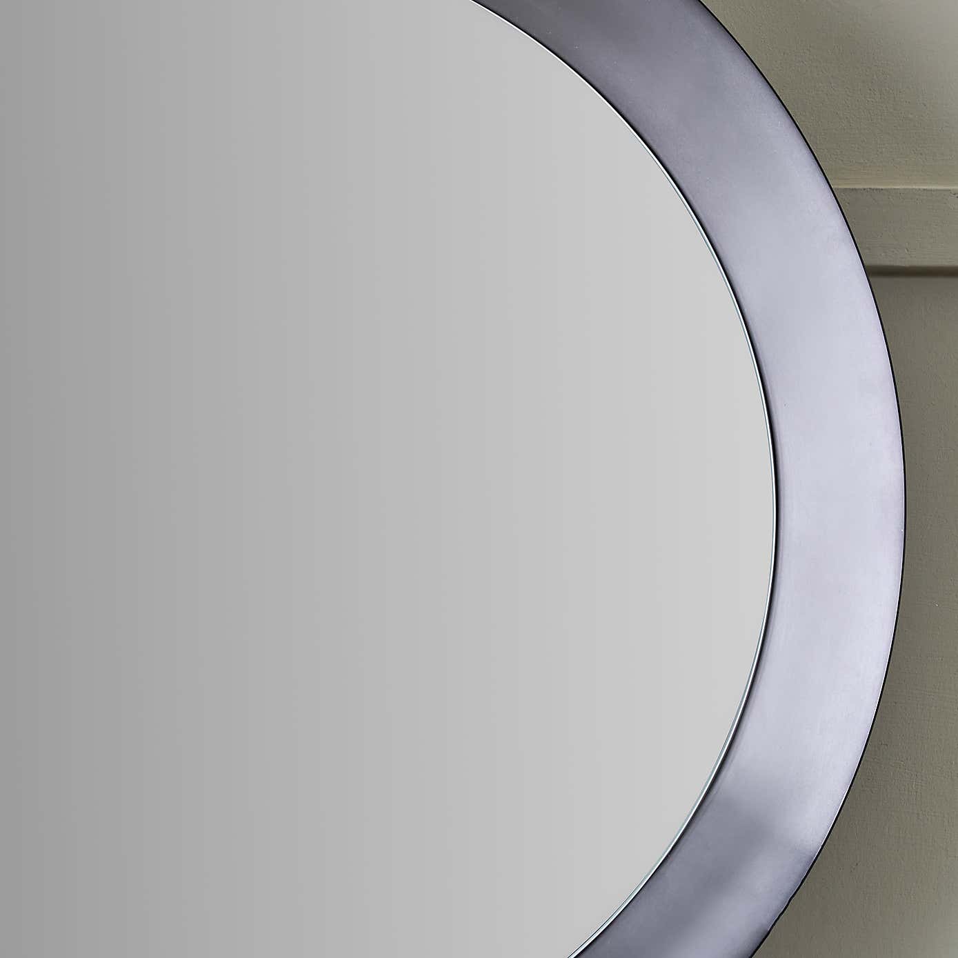 Carousel zoom image position 3 of 6