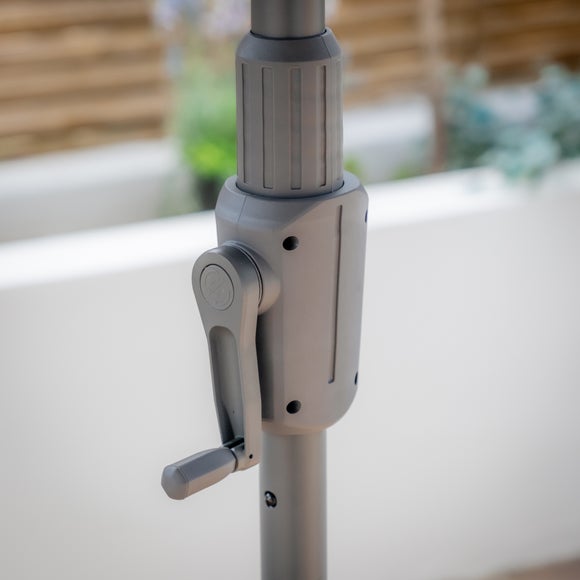 Carousel navigation image position 3 of 9