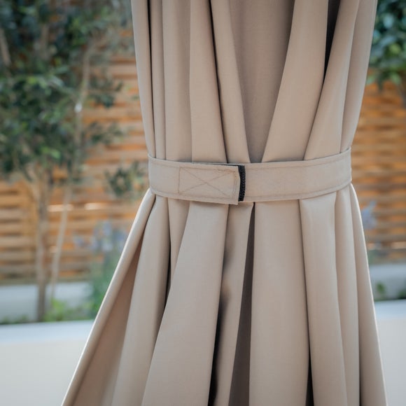 Carousel navigation image position 7 of 9