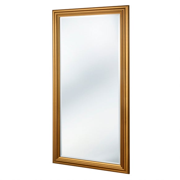 Carousel navigation image position 2 of 3