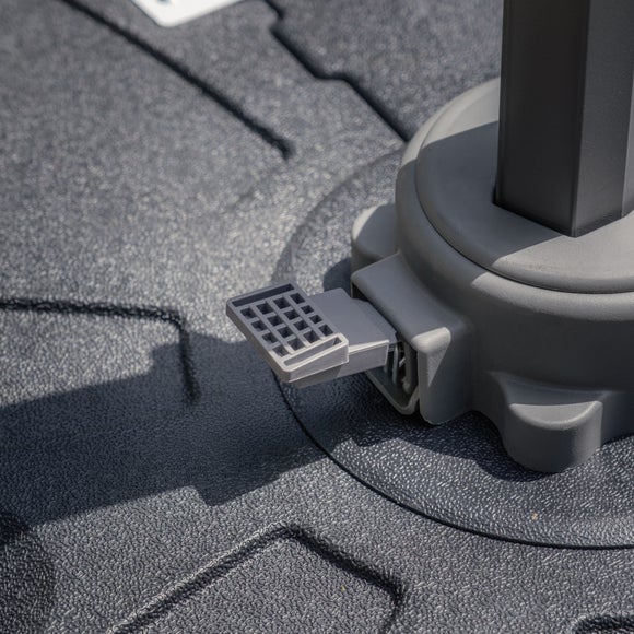 Carousel navigation image position 8 of 9