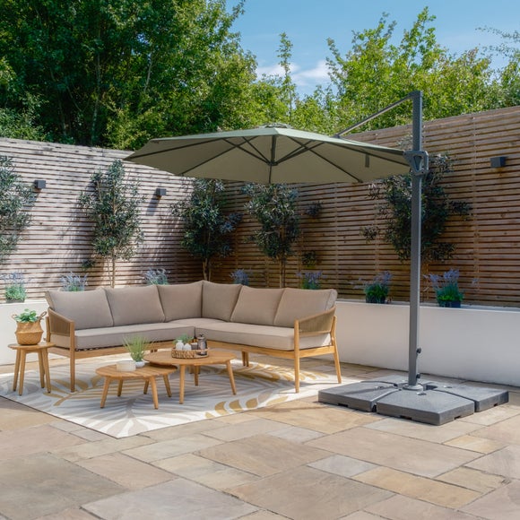 Carousel navigation image position 2 of 9