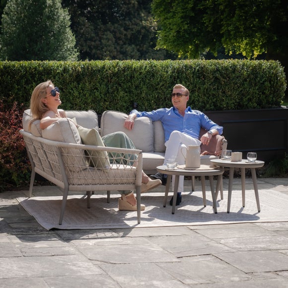 Carousel navigation image position 3 of 9