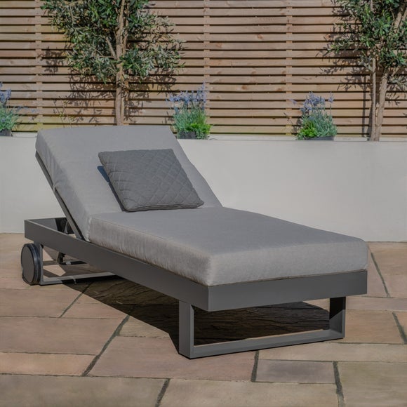 Maze Vancouver New York Sunlounger
