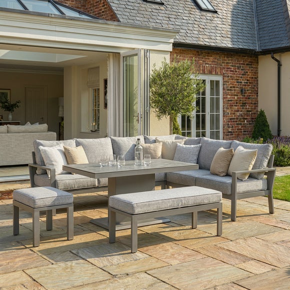 Carousel navigation image position 2 of 9