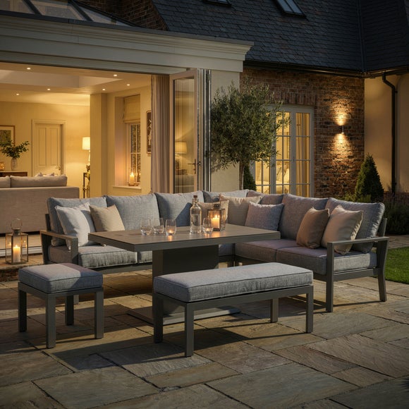 Carousel navigation image position 4 of 9