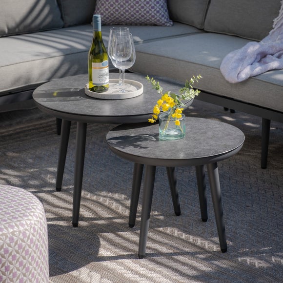 Carousel navigation image position 4 of 9