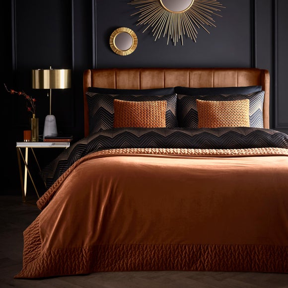 Laurence Llewelyn-Bowen Siena Bedspread