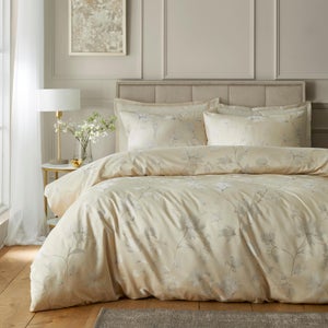Soiree Lilly Floral Jacquard Duvet Cover & Pillowcase Set