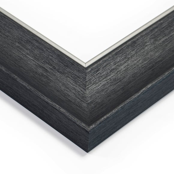 Carousel navigation image position 2 of 3