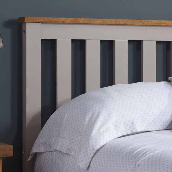 Carousel navigation image position 3 of 7