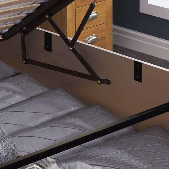 Carousel navigation image position 6 of 7