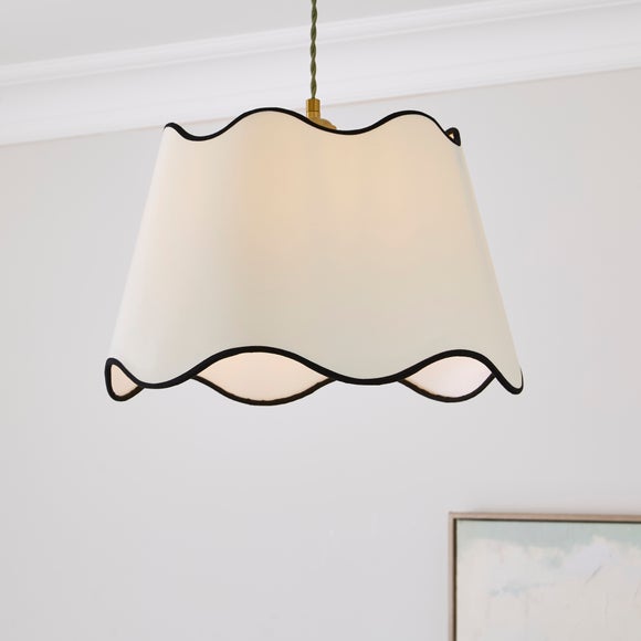 Scalloped Edge Easy Fit Lamp Shade