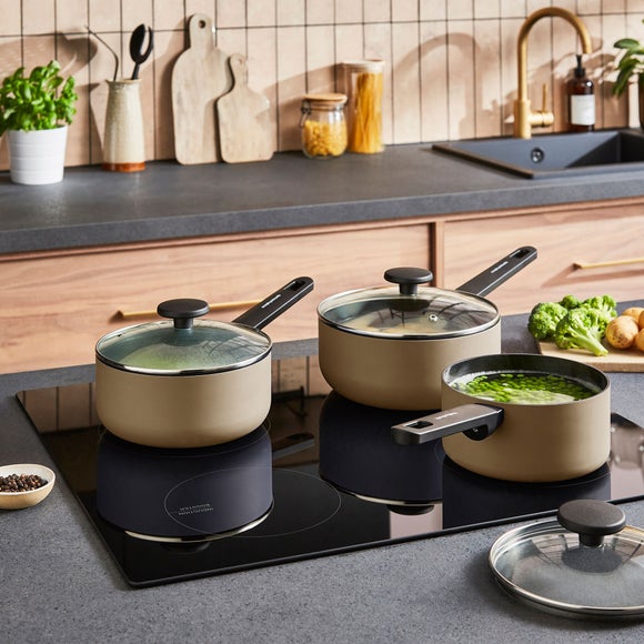 Photo 2 of Morphy Richards 3 Piece Aluminium Saucepan Set Photo 2 of Morphy Richards 3 Piece Aluminium Saucepan Set