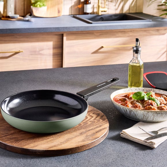 Morphy Richards Aluminium Frying Pan