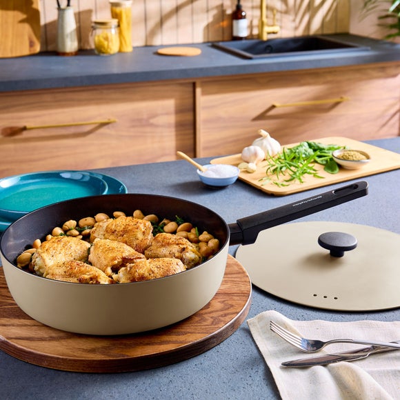 Photo 2 of Morphy Richards Forged Aluminium Saute Pan