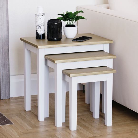 Yorkshire Nest of 3 Tables