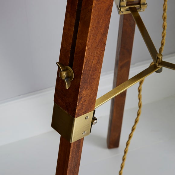 Carousel navigation image position 4 of 7