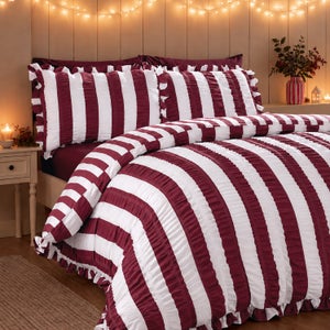 Catherine Lansfield Seersucker Frill Stripe Polycotton Duvet Cover & Pillowcase Set