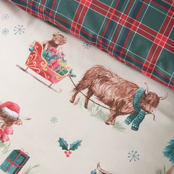 Photo 3 of Catherine Lansfield Christmas Highland Cow Polycotton Duvet Cover & Pillowcase Set
