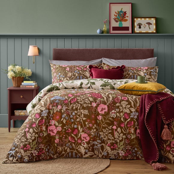 Furn. Forest Bloom Polycotton Duvet Cover & Pillowcase Set