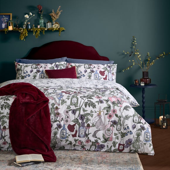 Furn. Pick Your Poison Polycotton Duvet Cover & Pillowcase Set
