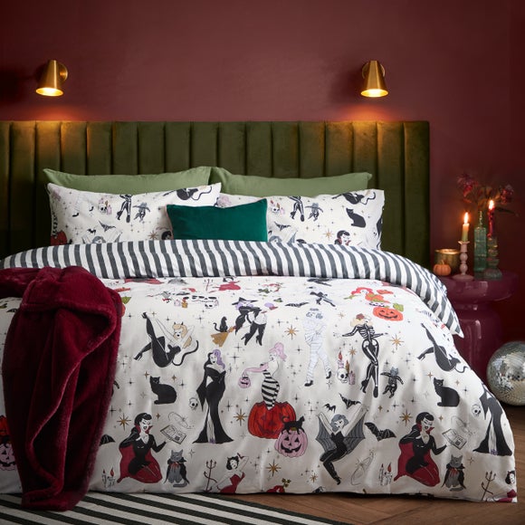 Furn. Trick Or Treat Polycotton Duvet Cover & Pillowcase Set