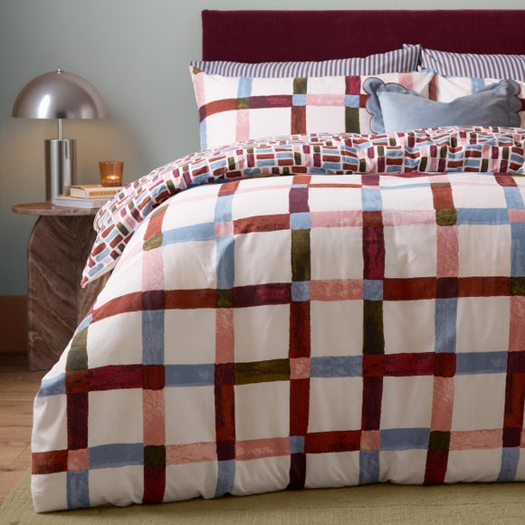 Photo 4 of Furn. Selvan Polycotton Duvet Cover & Pillowcase Set