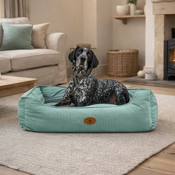 Banbury and Co Corduroy Box Pet Bed