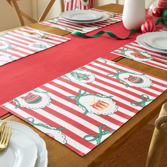 Catherine Lansfield Pack of 4 Christmas Vintage Stripe Placemats