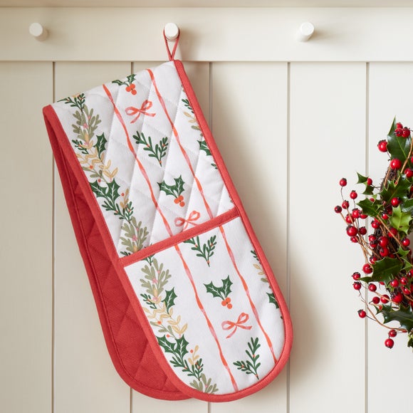 View Catherine Lansfield Christmas Holly Stripe Double Oven Glove View Catherine Lansfield Christmas Holly Stripe Double Oven Glove