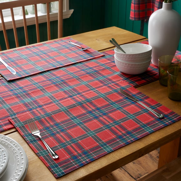 Catherine Lansfield Pack of 4 Christmas Tartan Check Placemats