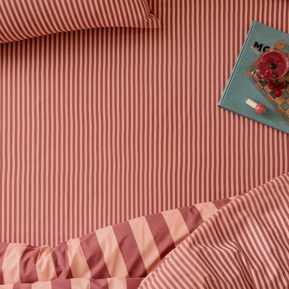 Furn. The Ultimate Stripe Fitted Sheet