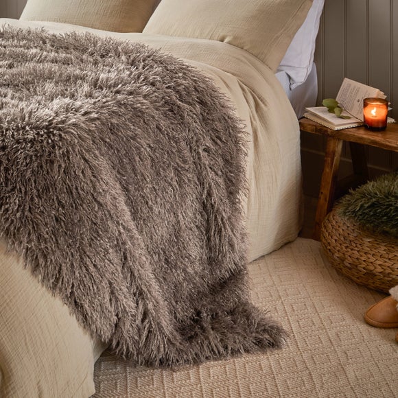 Furn. Rowan Throw 130cm x 175cm