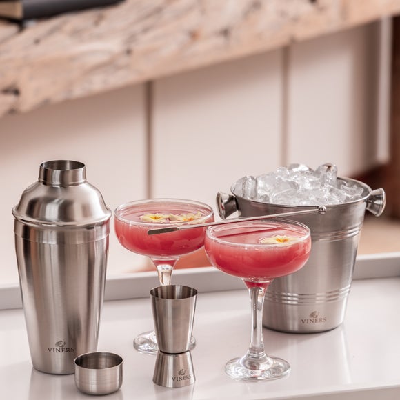View Viners Barware 0.5l Cocktail Shaker View Viners Barware 0.5l Cocktail Shaker
