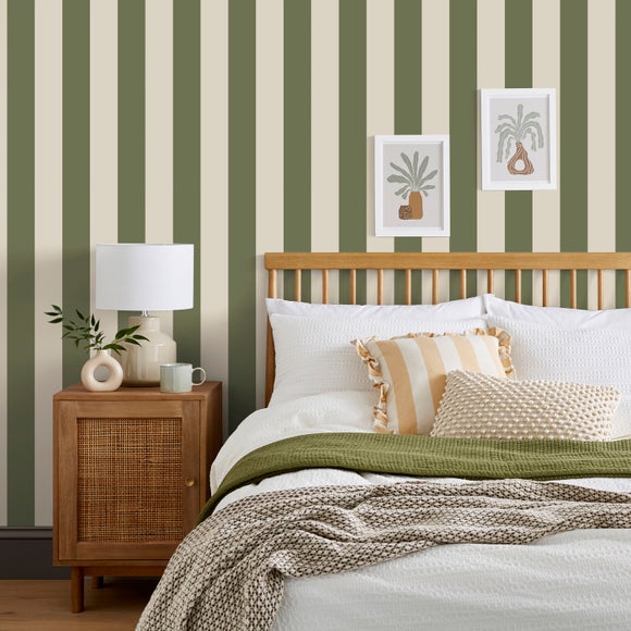 Bold Stripe Wallpaper