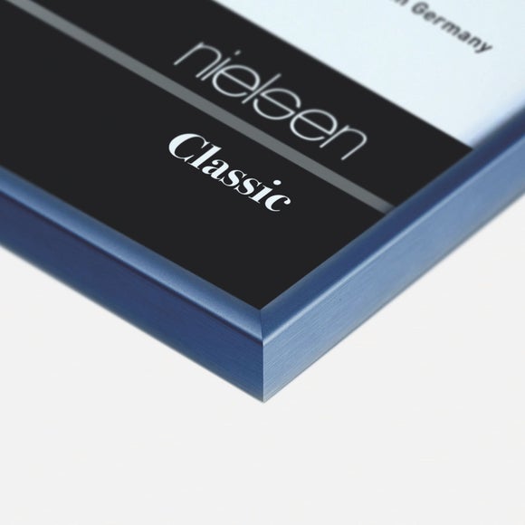 Carousel navigation image position 3 of 4