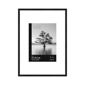 Nielsen Alpha Photo Frame with Mount