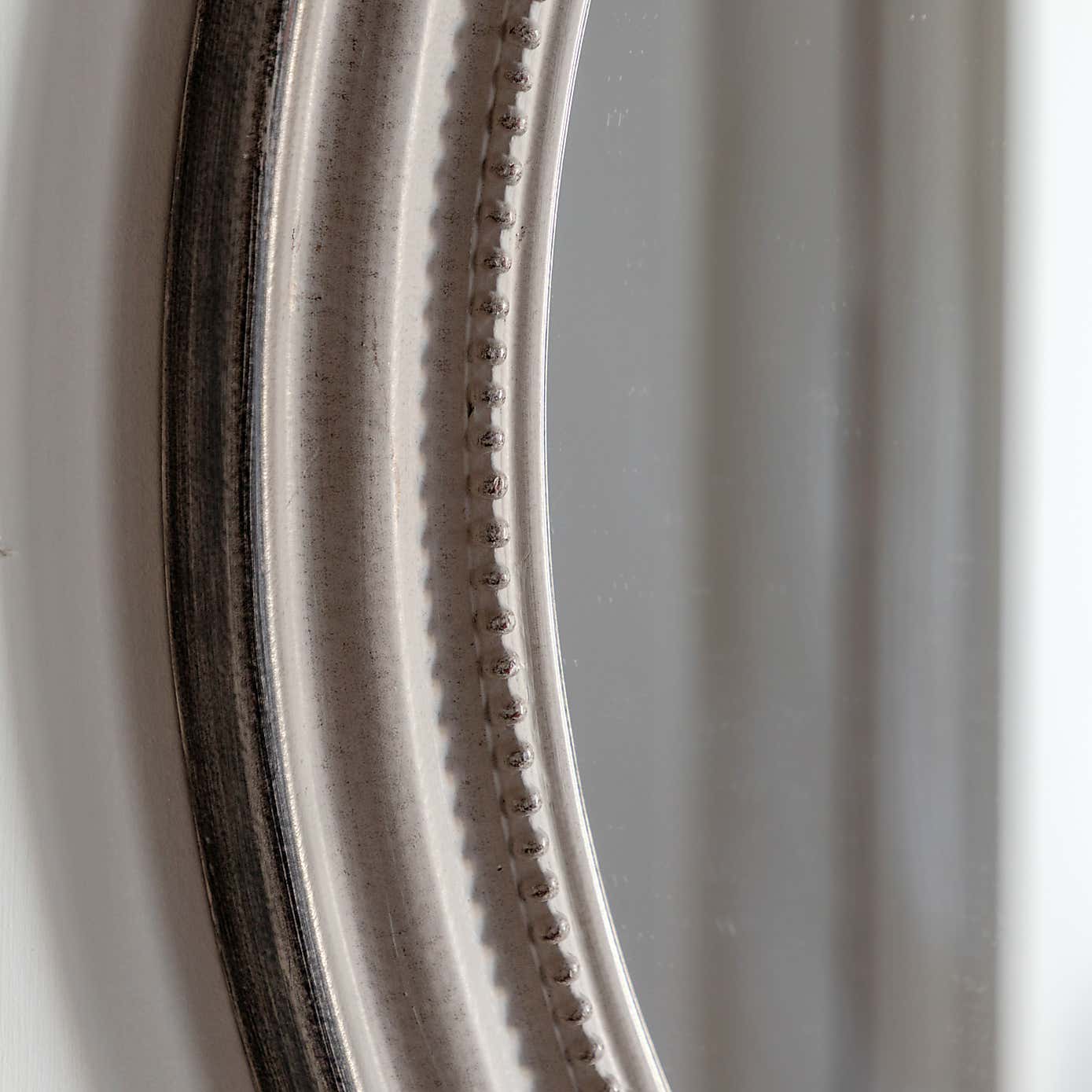 Carousel zoom image position 2 of 7
