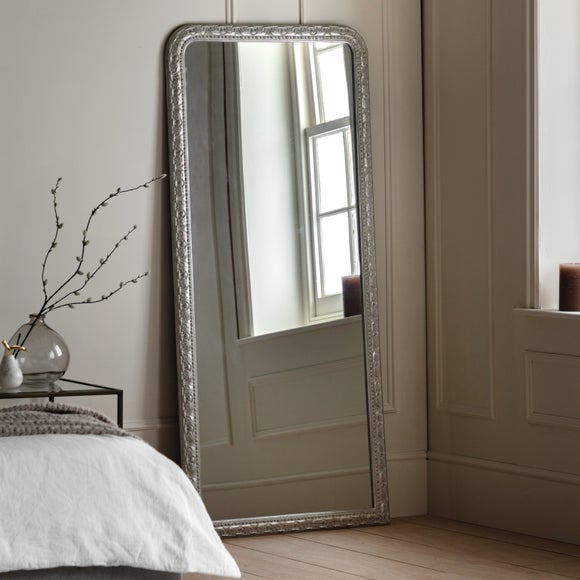 Cedar and Sage Valenza Leaner Mirror