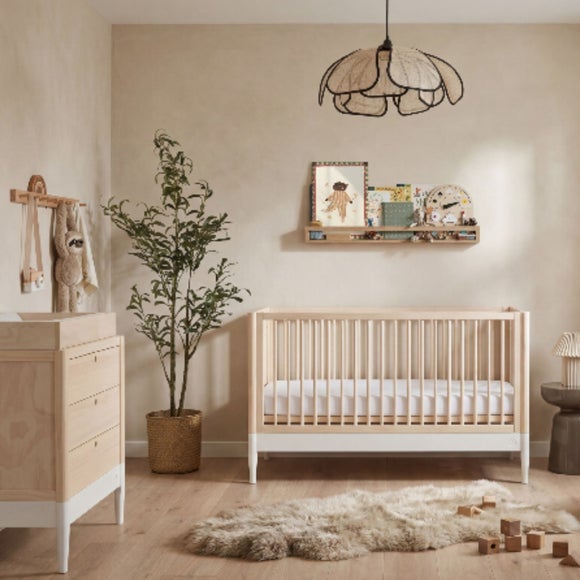 Gaia Baby Eos Cot Bed & Dresser Set