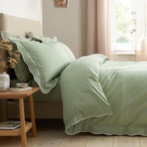 Appletree Boutique Scallop Edge 200 Thread Count 100 Cotton Duvet Cover & Pillowcase Set