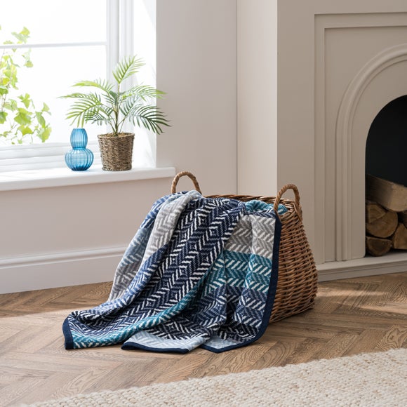 Photo 4 of Herringbone Throw Blanket