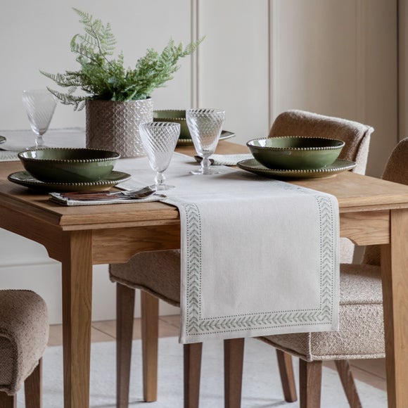Cedar & Sage Ditsy Leaf Table Runner