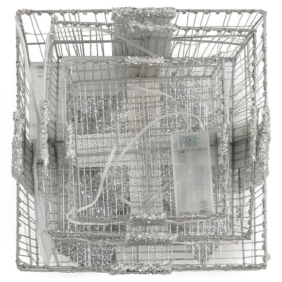 Carousel navigation image position 5 of 6