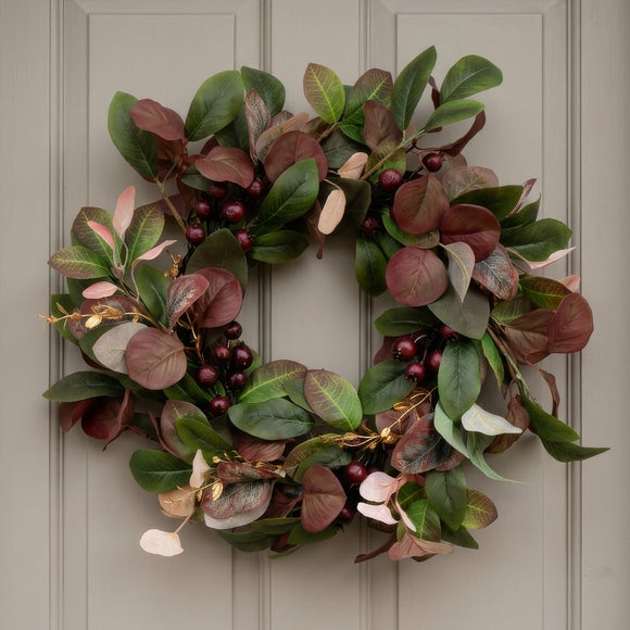 Artificial Seasonal Foliage Wreath