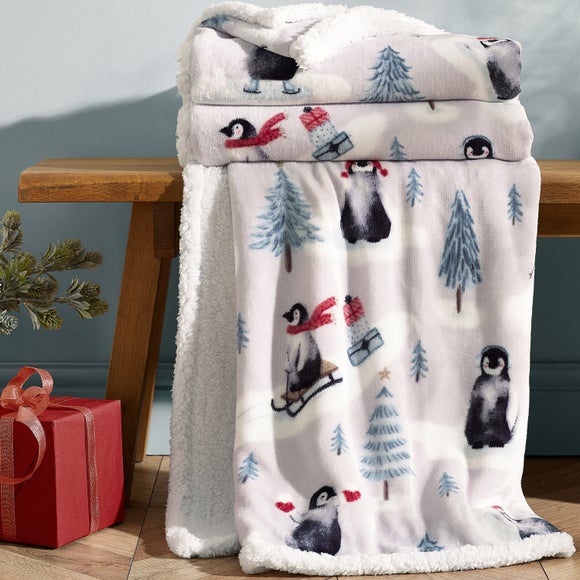Christmas Penguins Sherpa Throw 130cm x 170cm